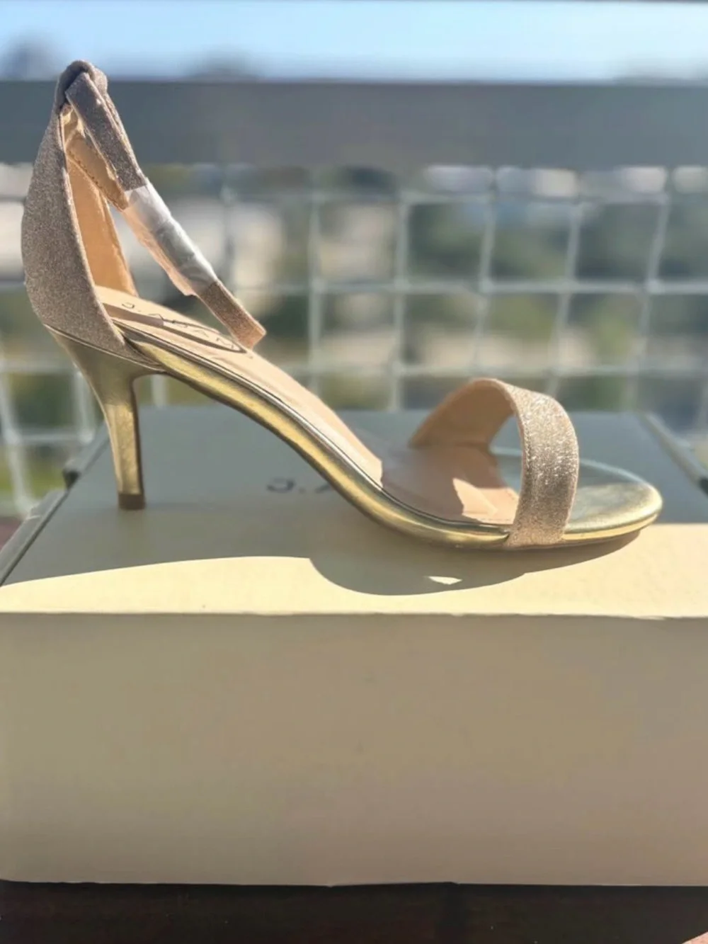 Adams feminine finish